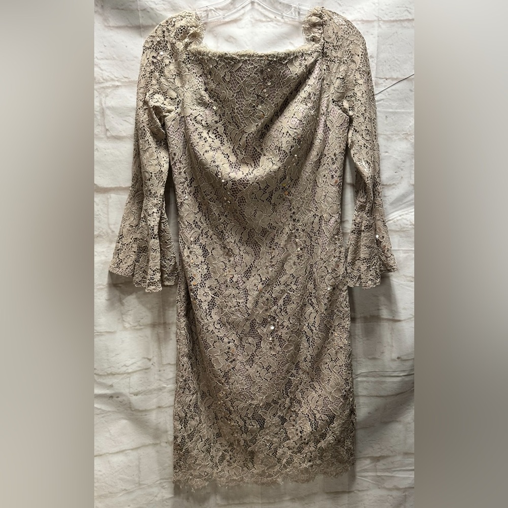 JJ’s house‎ NWT laced belle sleeve tan dress size 6